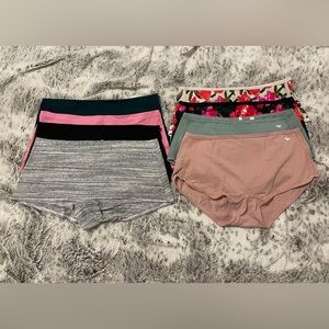 Victoria’s Secret-Pink boy short panties